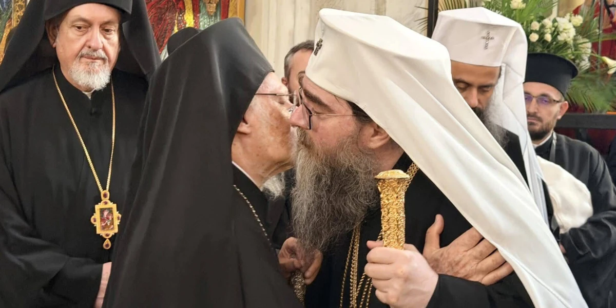 U Tbilisi sa rozlúčili s patriarchom Eliášom II., na pohrebe sa zúčastnil aj metropolita Rastislav